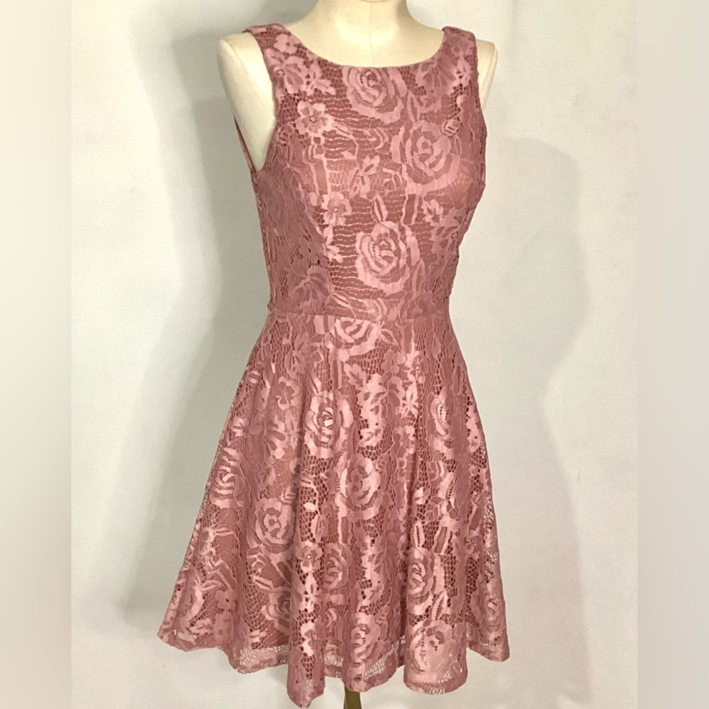 Speechless Floral Lace Midi Dress - Rose Pink Size XS - Picture 2 of 10